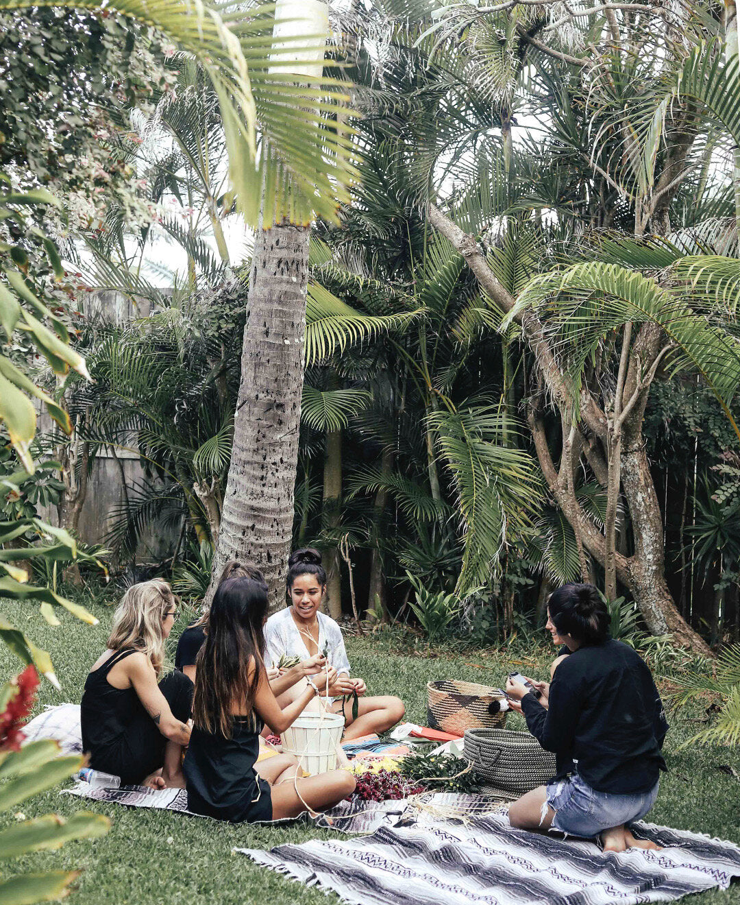 Lei Hookano Spending Time With Friends