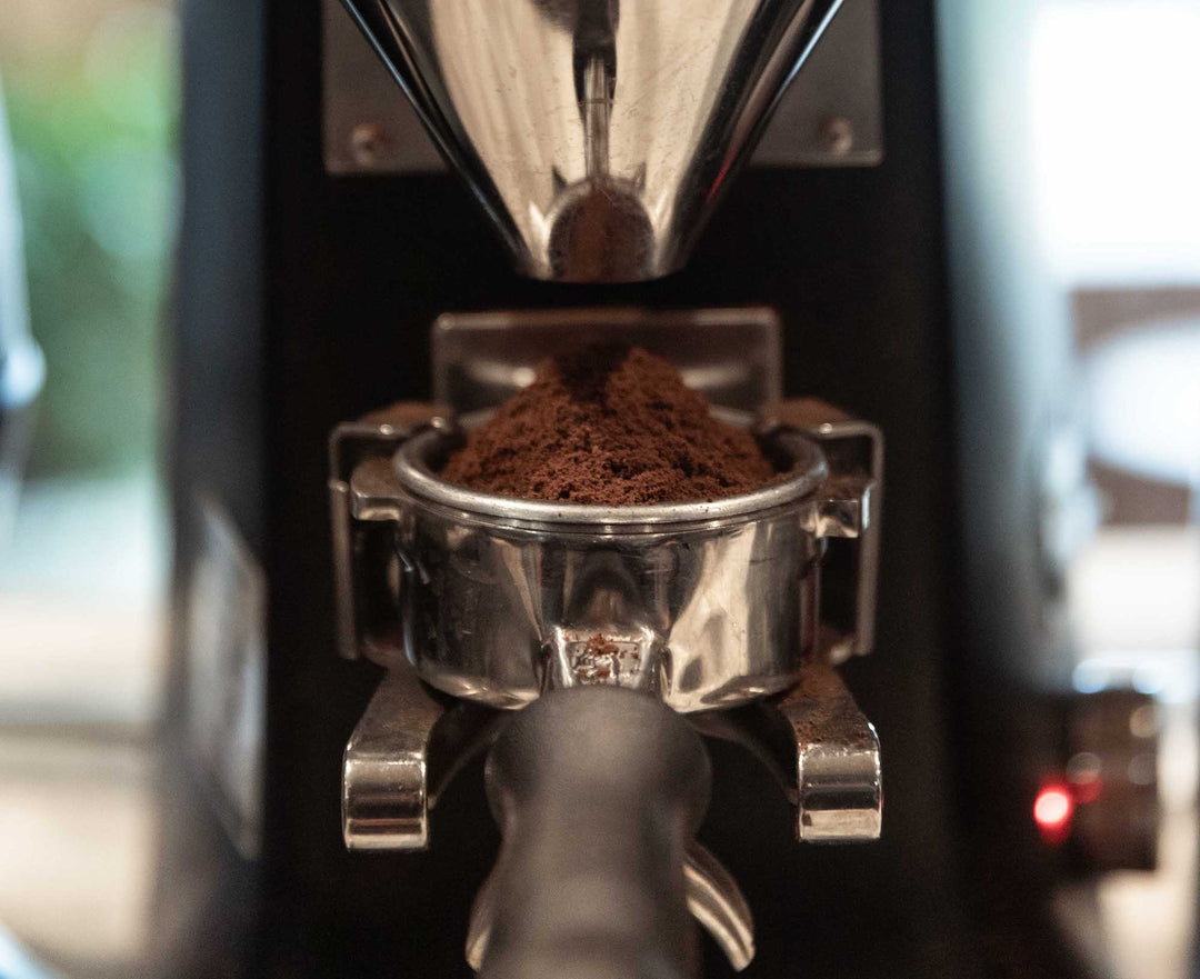 HOW TO GRIND COFFEE THE RIGHT WAY