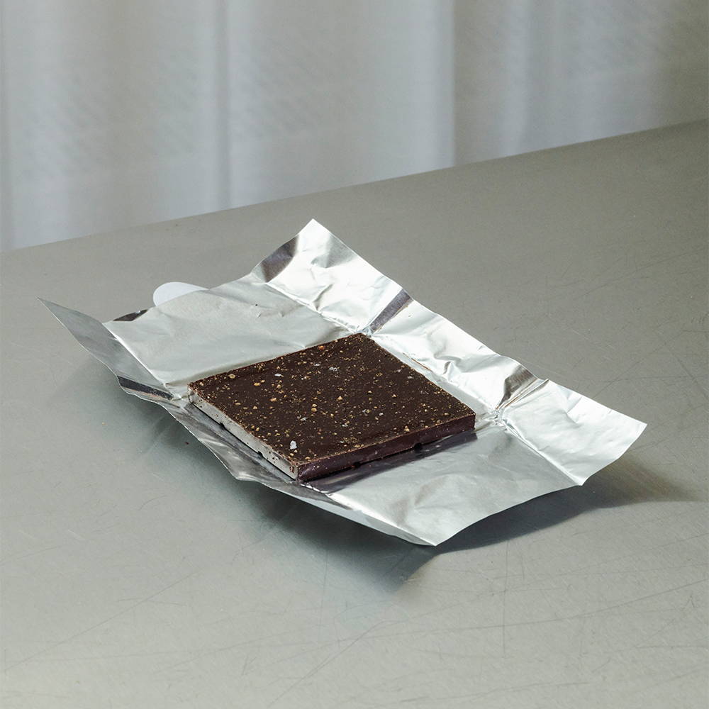 HUNTED+GATHERED DARK ORGANIC CHOCOLATE BAR OPENED
